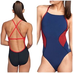 YOUTH 24 NWT new Speedo Girls Navy Red Endurance Crossback One Piece Swimsuit